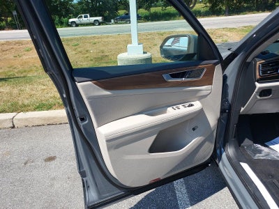 2026 Volkswagen Atlas 2.0T SE w/Technology 4MOTION