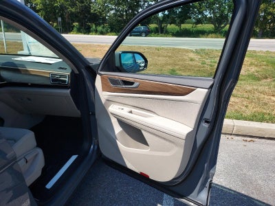 2026 Volkswagen Atlas 2.0T SE w/Technology 4MOTION