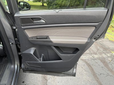 2022 Volkswagen Atlas 2.0T SE w/Technology 4MOTION
