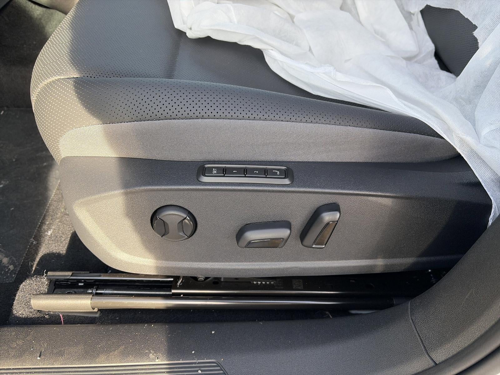 2025 Volkswagen ID.4 Pro S Plus AWD