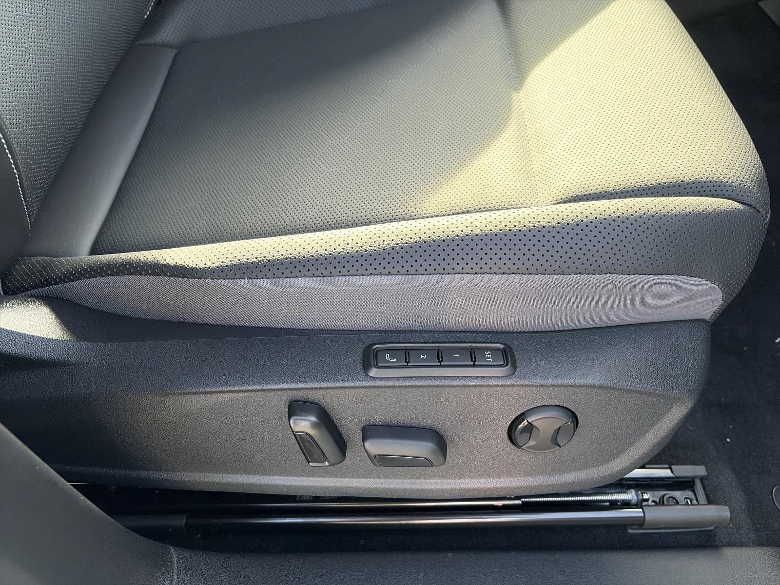 2025 Volkswagen ID.4 Pro S Plus AWD