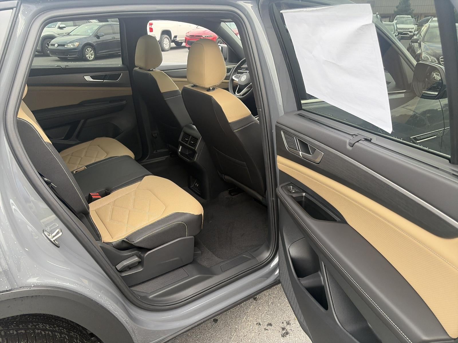 2026 Volkswagen Atlas Cross Sport 2.0T SE w/Technology 4MOTION