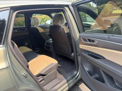 2026 Volkswagen Atlas Cross Sport 2.0T SE w/Technology 4MOTION