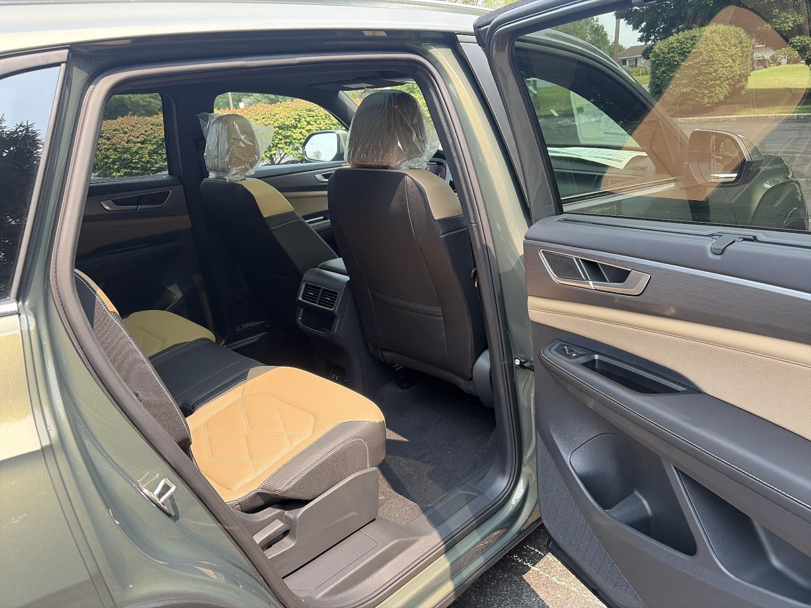 2026 Volkswagen Atlas Cross Sport 2.0T SE w/Technology 4MOTION