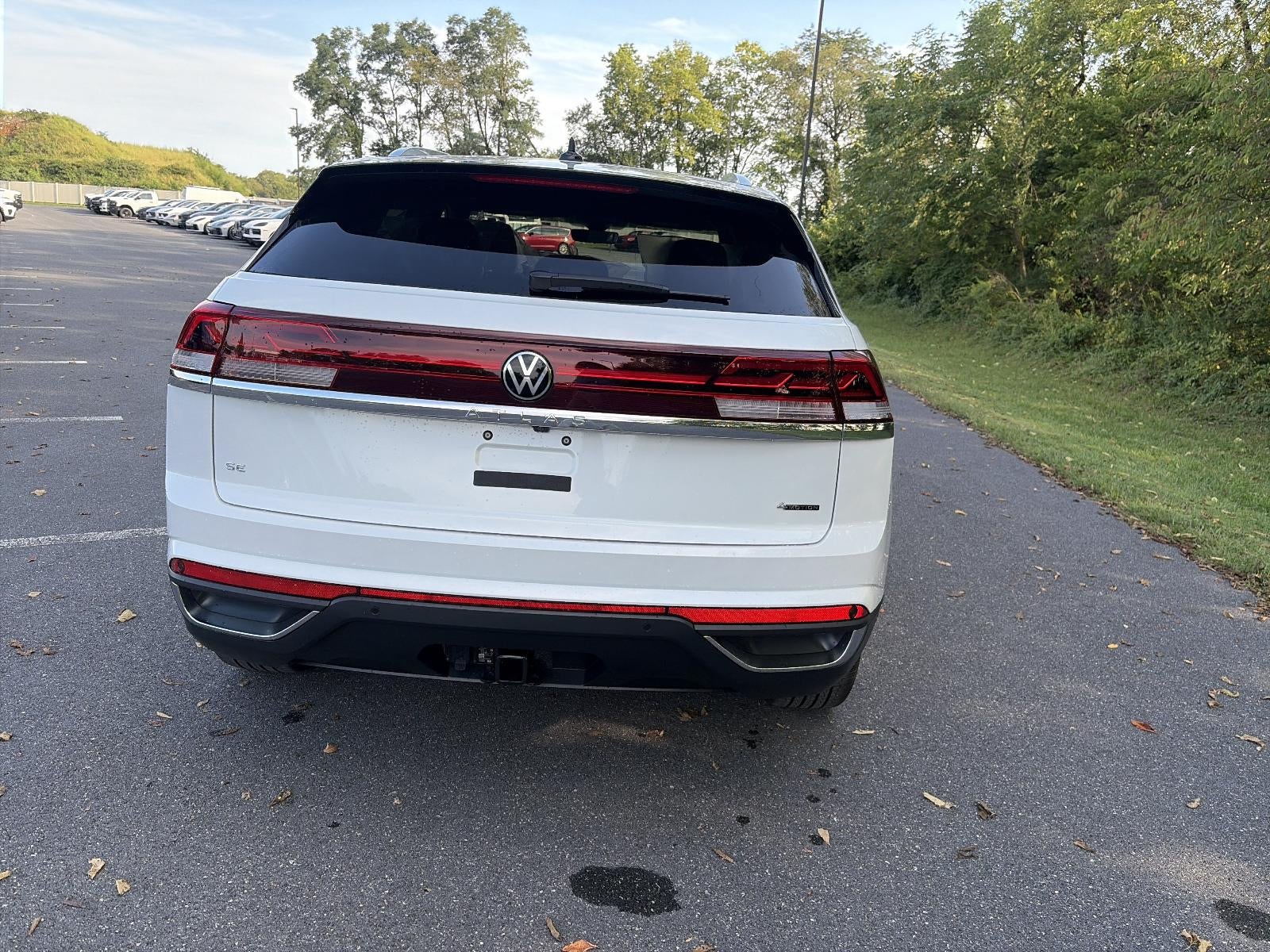 2026 Volkswagen Atlas Cross Sport 2.0T SE w/Technology 4MOTION
