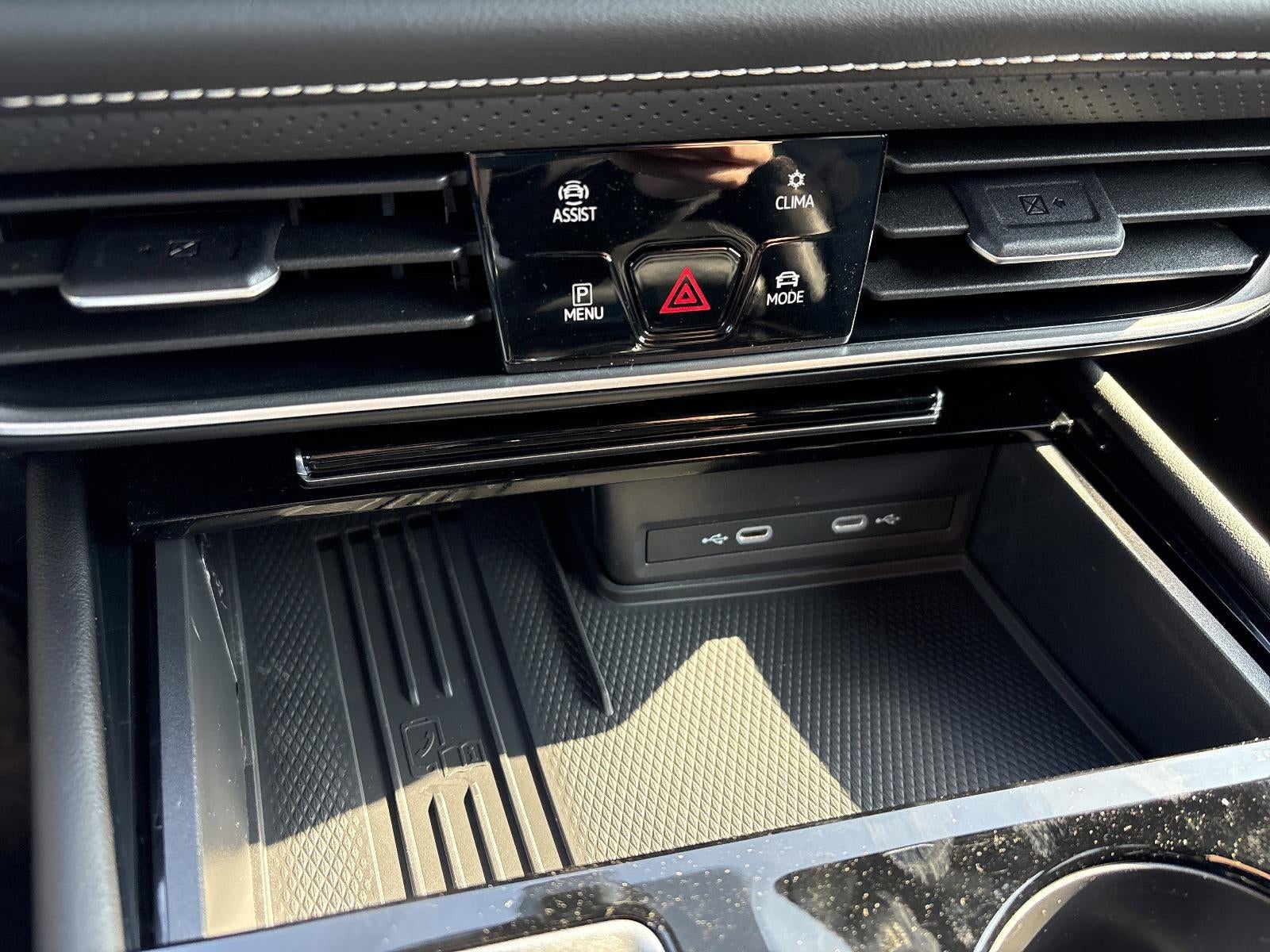 2026 Volkswagen Atlas Cross Sport 2.0T SE w/Technology 4MOTION