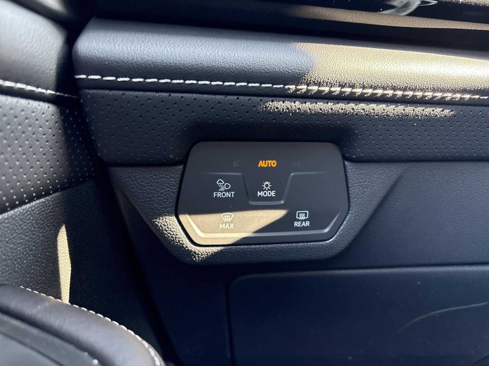 2026 Volkswagen Atlas Cross Sport 2.0T SE w/Technology 4MOTION