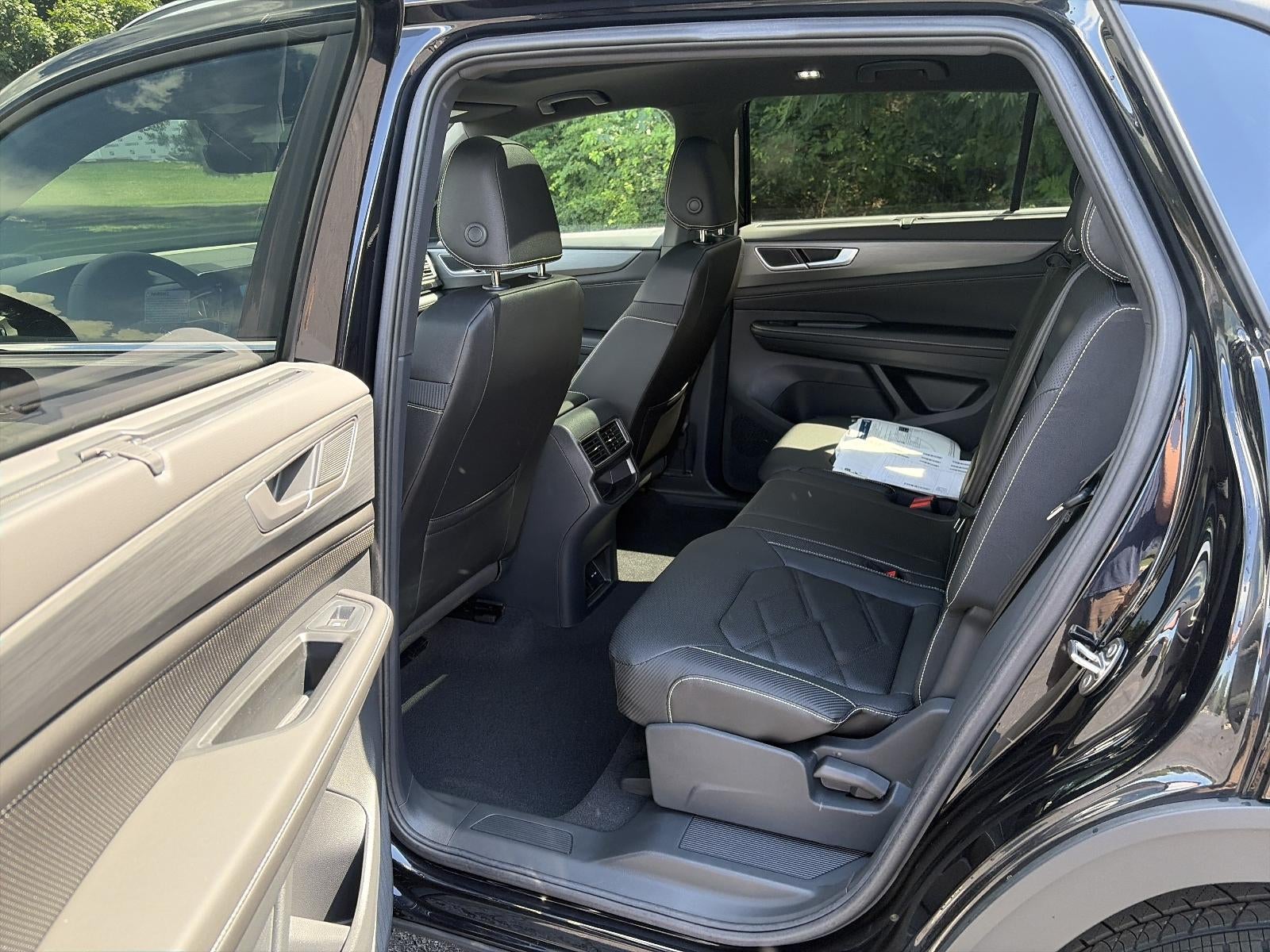 2026 Volkswagen Atlas Cross Sport 2.0T SE w/Technology 4MOTION