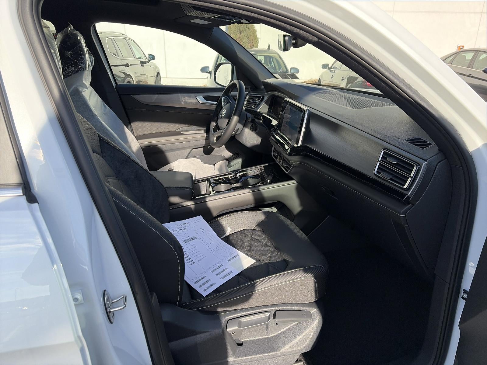 2026 Volkswagen Atlas Cross Sport 2.0T SE w/Technology 4MOTION