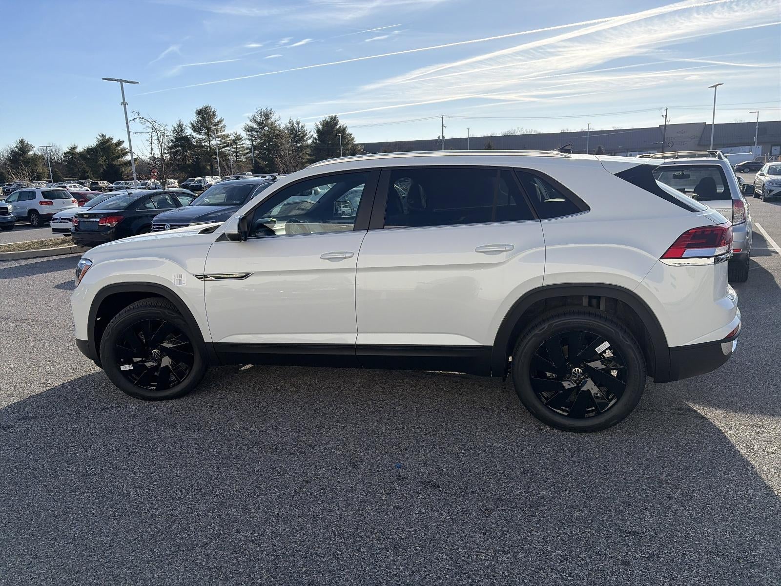2026 Volkswagen Atlas Cross Sport 2.0T SE w/Technology 4MOTION
