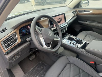 2026 Volkswagen Atlas 2.0T SE w/Technology 4MOTION