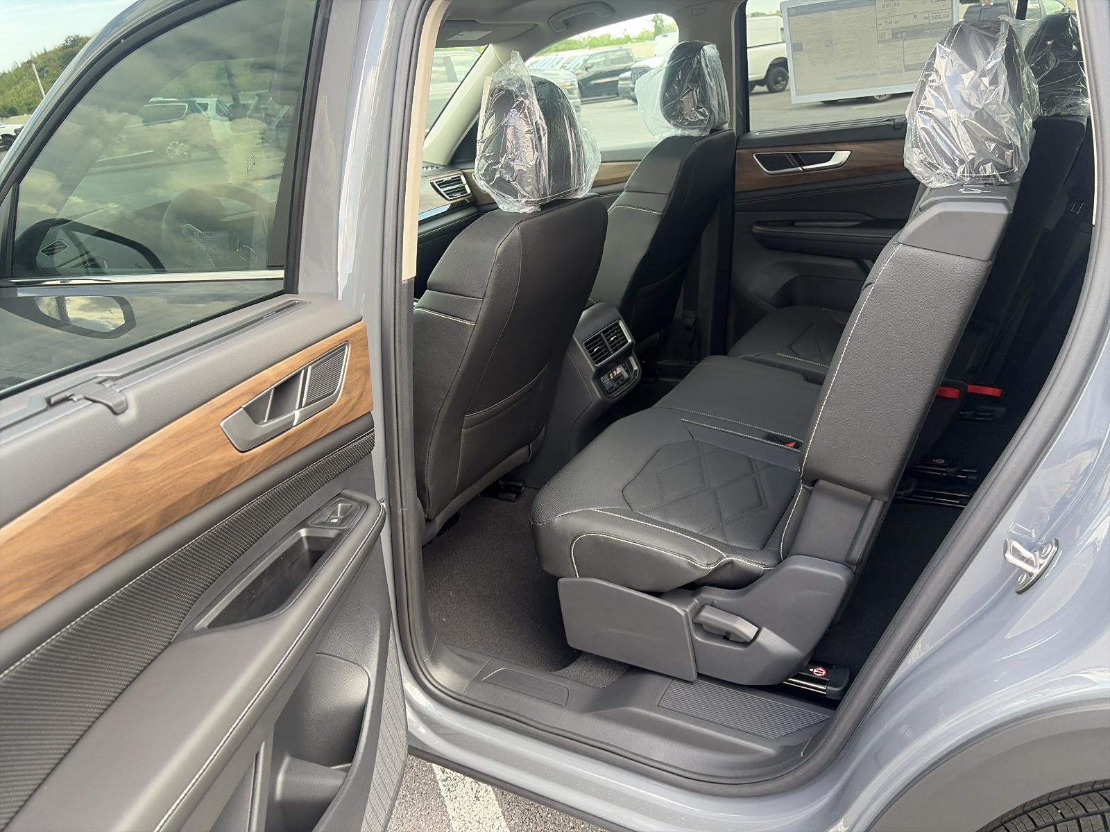 2026 Volkswagen Atlas 2.0T SE w/Technology 4MOTION