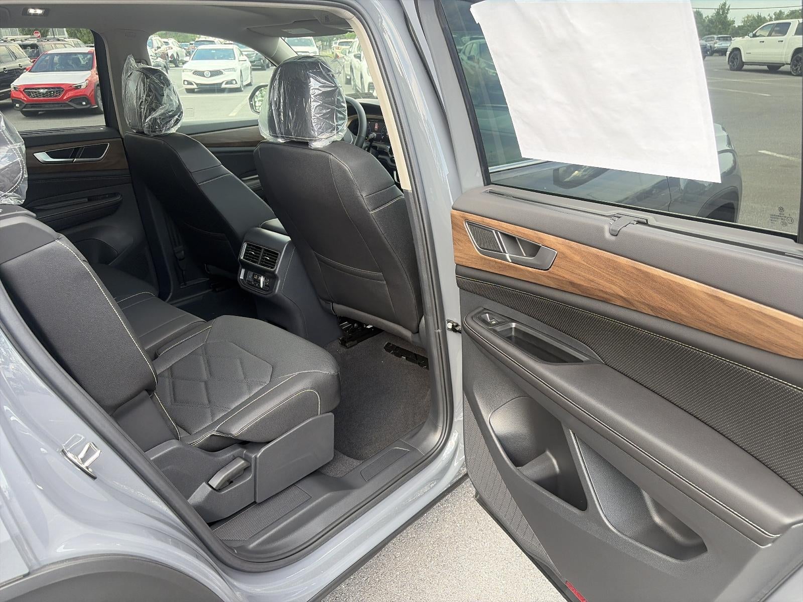 2026 Volkswagen Atlas 2.0T SE w/Technology 4MOTION