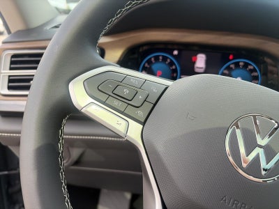 2026 Volkswagen Atlas 2.0T SE w/Technology 4MOTION