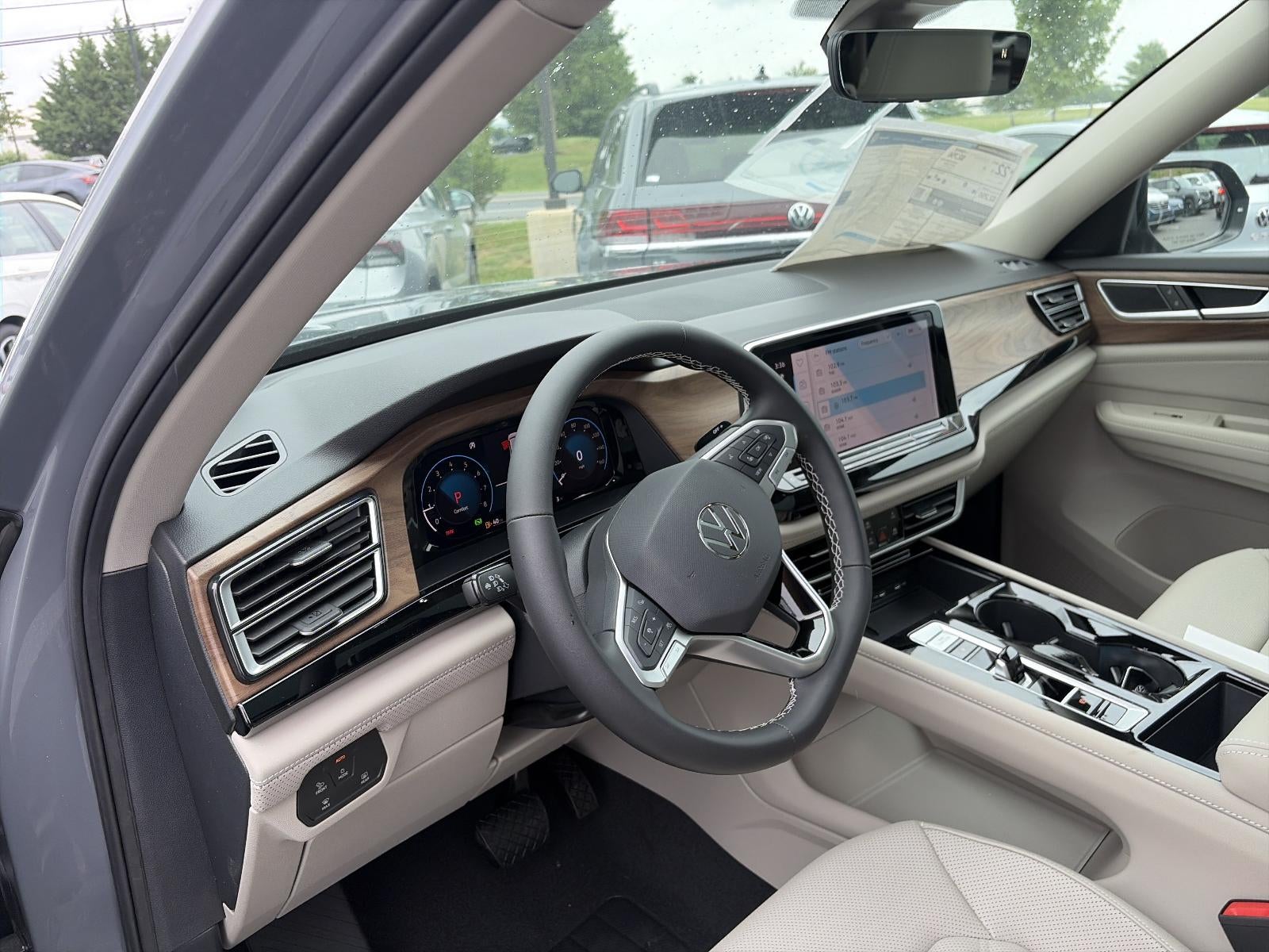 2026 Volkswagen Atlas 2.0T SE w/Technology 4MOTION