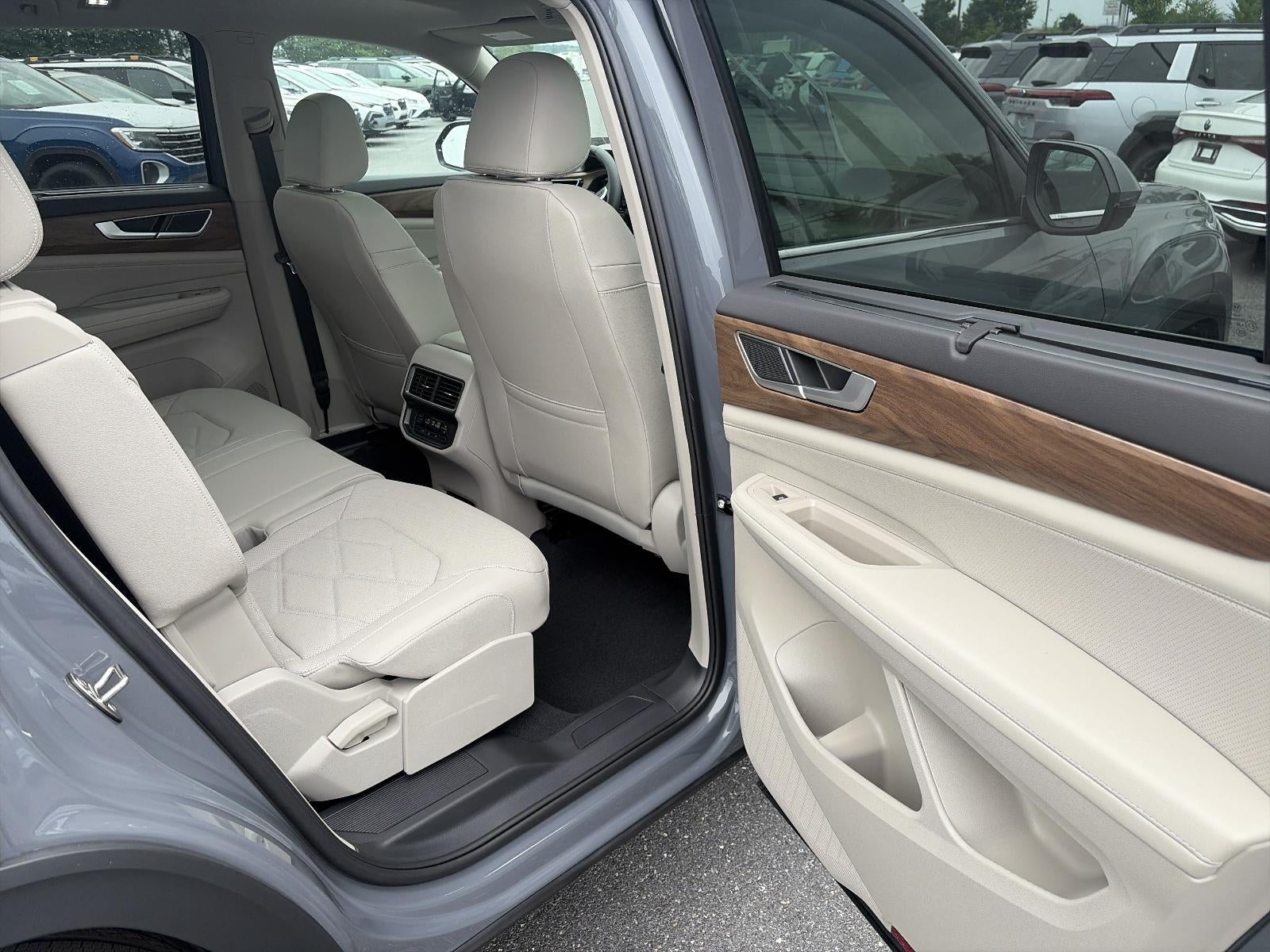 2026 Volkswagen Atlas 2.0T SE w/Technology 4MOTION