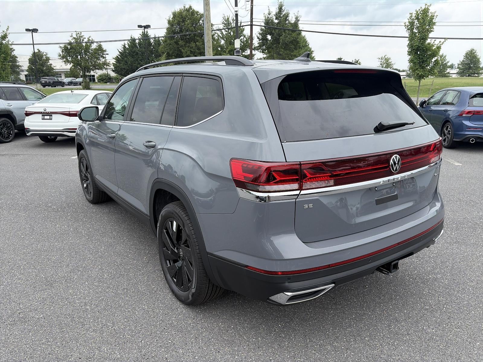2026 Volkswagen Atlas 2.0T SE w/Technology 4MOTION