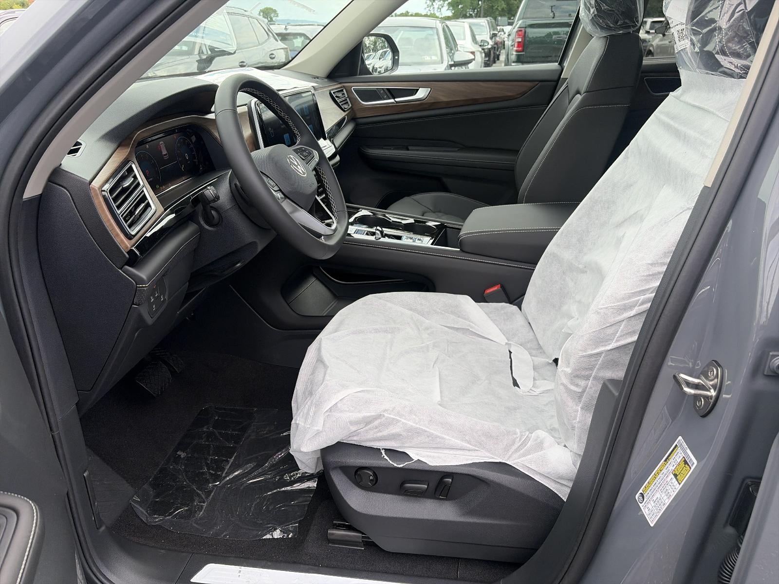 2026 Volkswagen Atlas 2.0T SE w/Technology 4MOTION