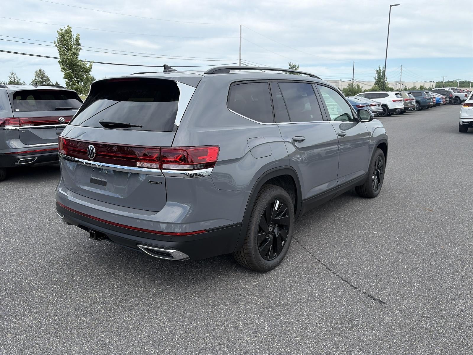 2026 Volkswagen Atlas 2.0T SE w/Technology 4MOTION
