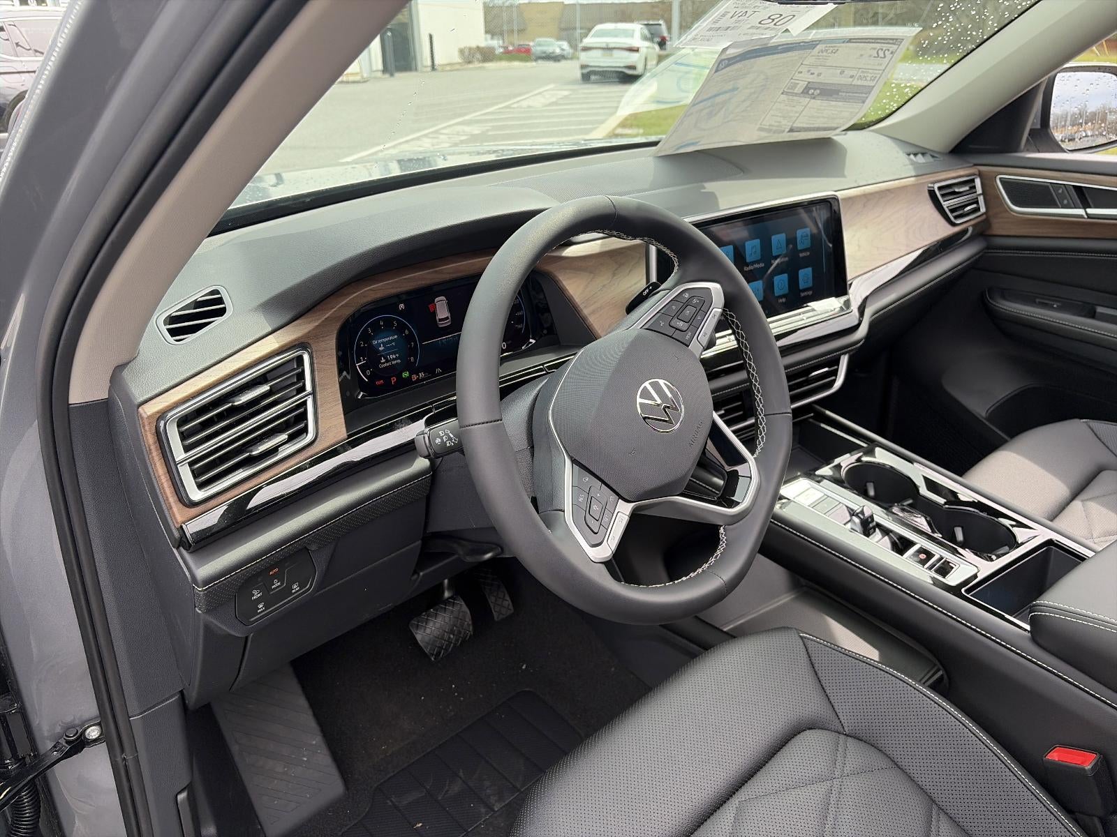 2026 Volkswagen Atlas 2.0T SE w/Technology 4MOTION