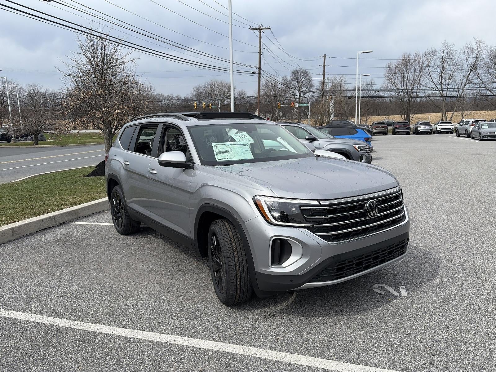 2026 Volkswagen Atlas 2.0T SE w/Technology 4MOTION