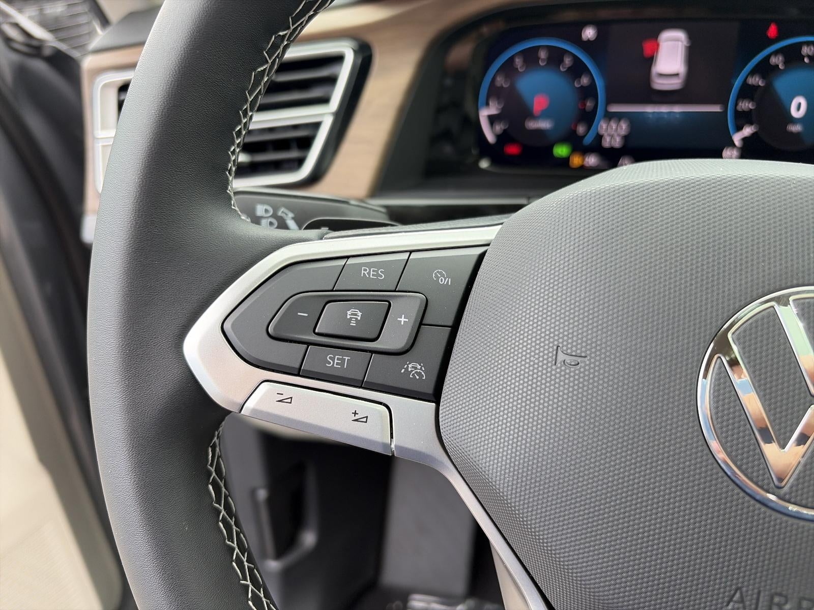 2026 Volkswagen Atlas 2.0T SE w/Technology 4MOTION