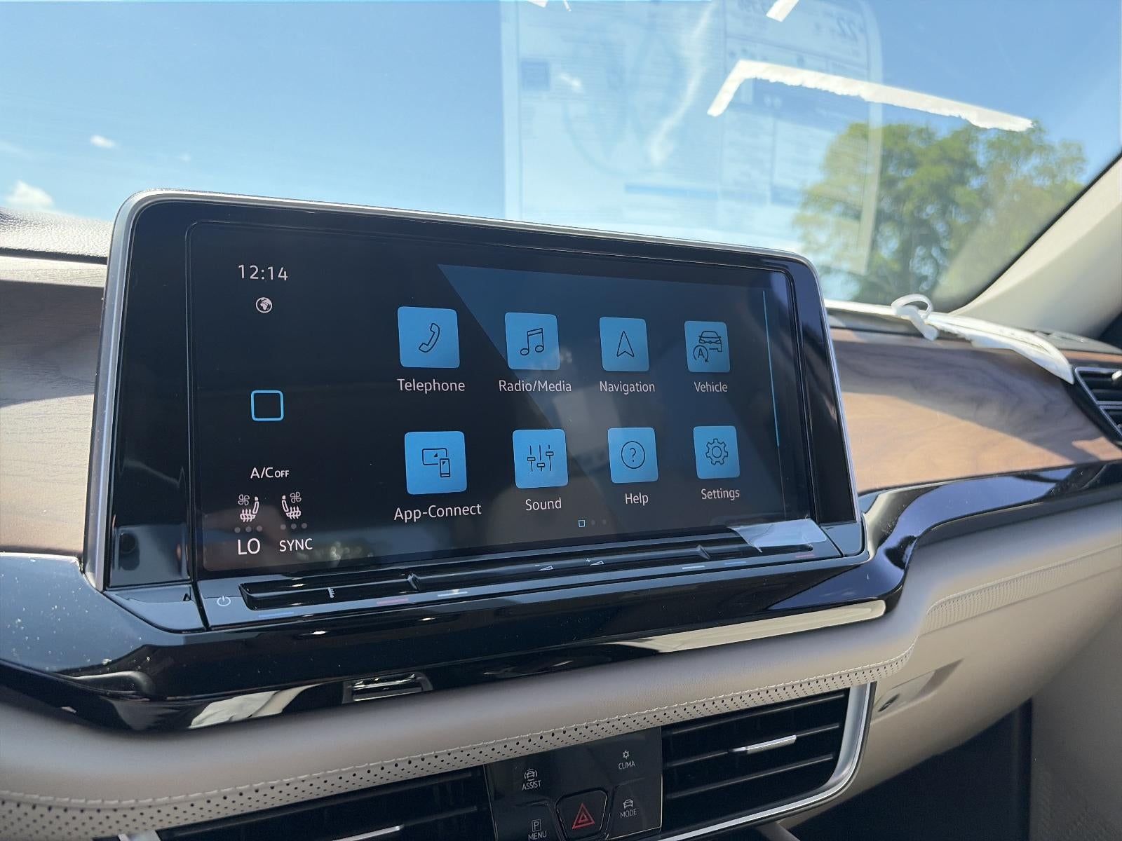 2026 Volkswagen Atlas 2.0T SE w/Technology 4MOTION