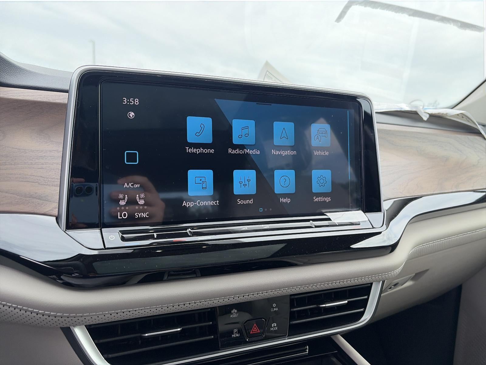 2026 Volkswagen Atlas 2.0T SE w/Technology 4MOTION