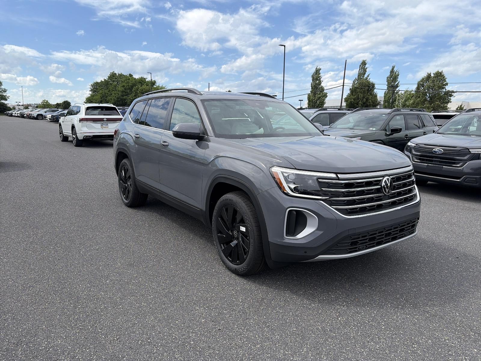 2026 Volkswagen Atlas 2.0T SE w/Technology 4MOTION