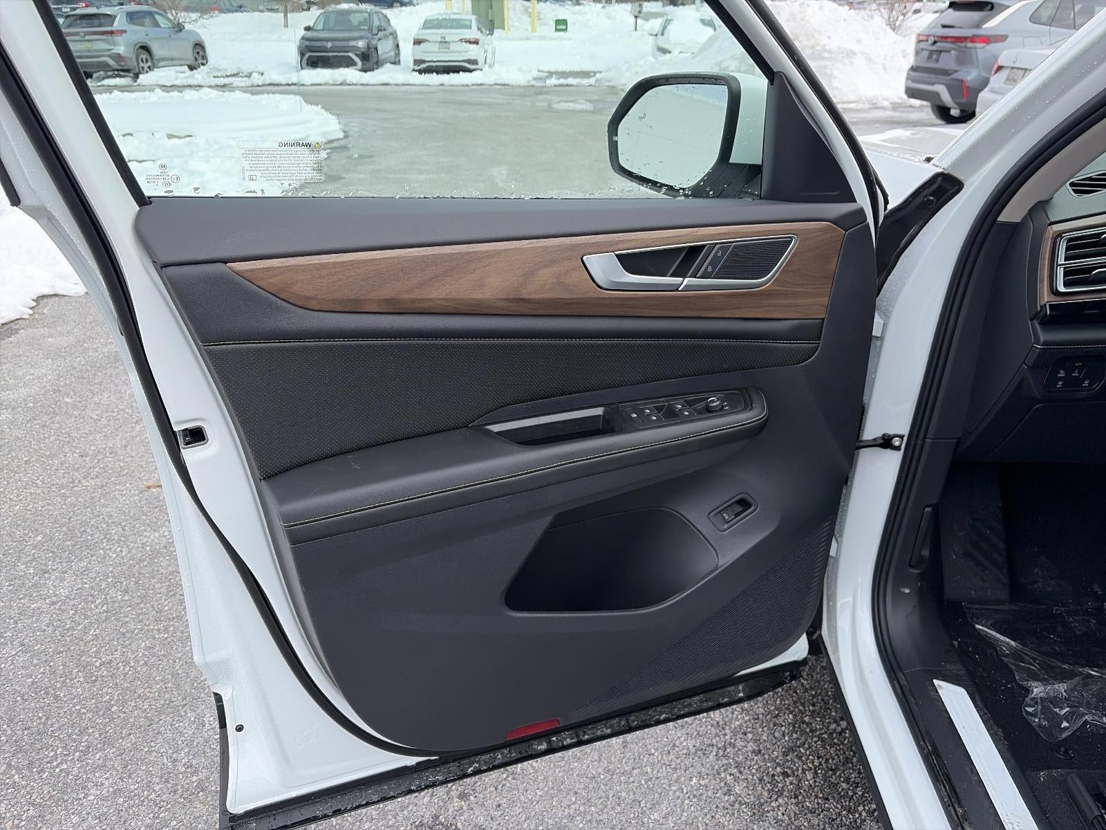 2026 Volkswagen Atlas 2.0T SE w/Technology 4MOTION