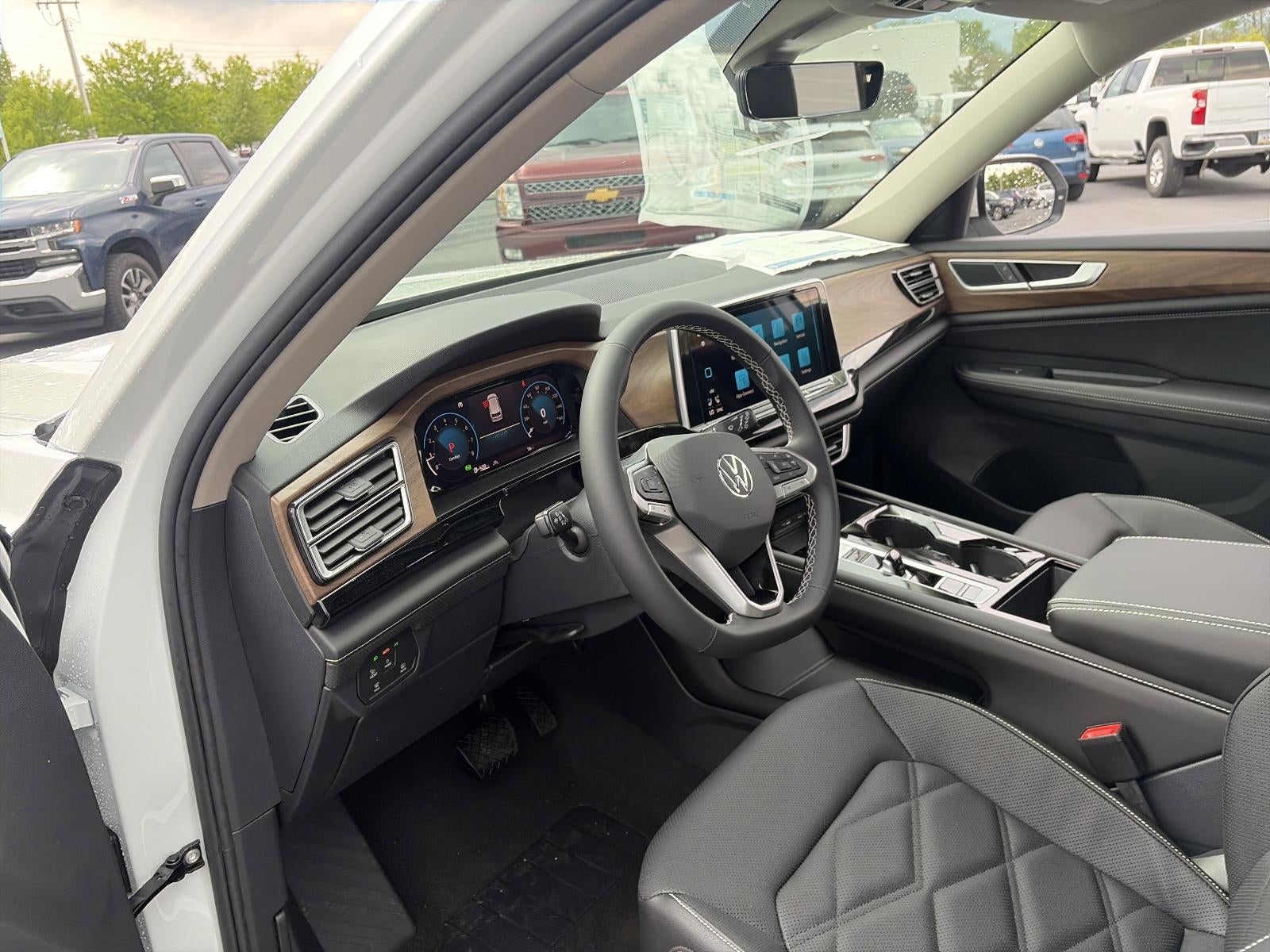2026 Volkswagen Atlas 2.0T SE w/Technology 4MOTION