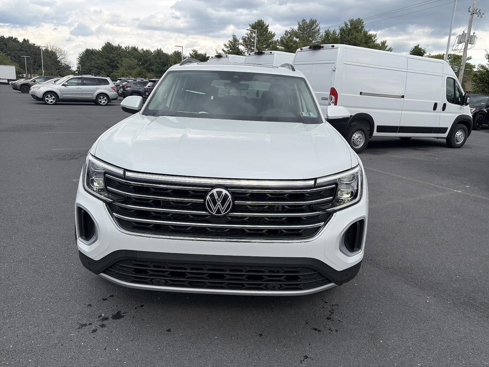 2026 Volkswagen Atlas 2.0T SE w/Technology 4MOTION