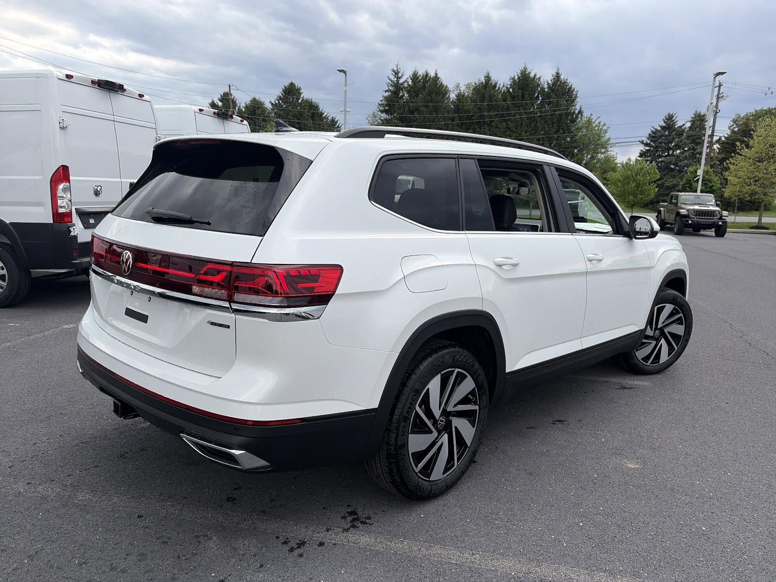 2026 Volkswagen Atlas 2.0T SE w/Technology 4MOTION
