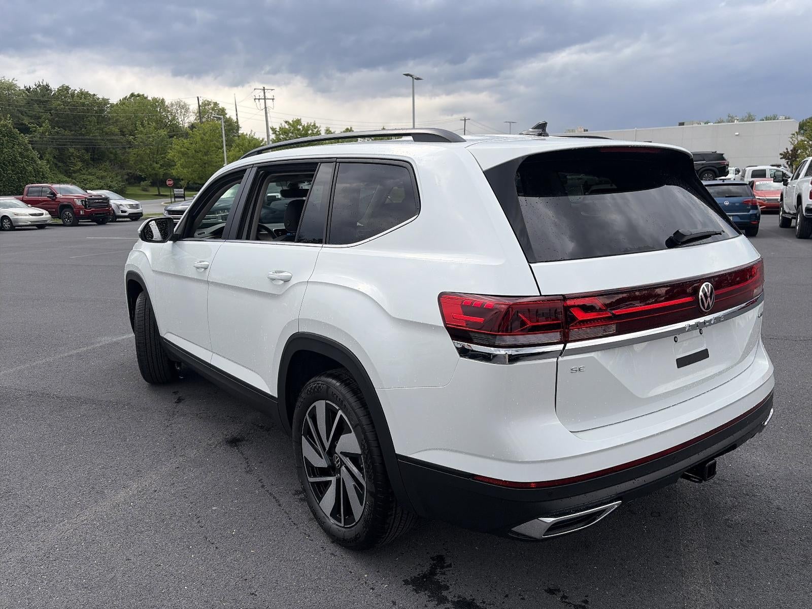 2026 Volkswagen Atlas 2.0T SE w/Technology 4MOTION