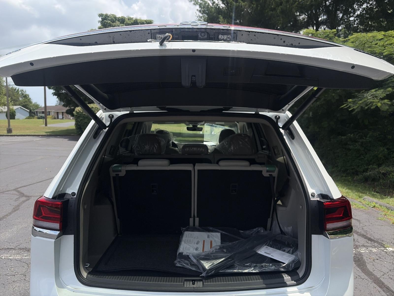 2026 Volkswagen Atlas 2.0T SE w/Technology 4MOTION