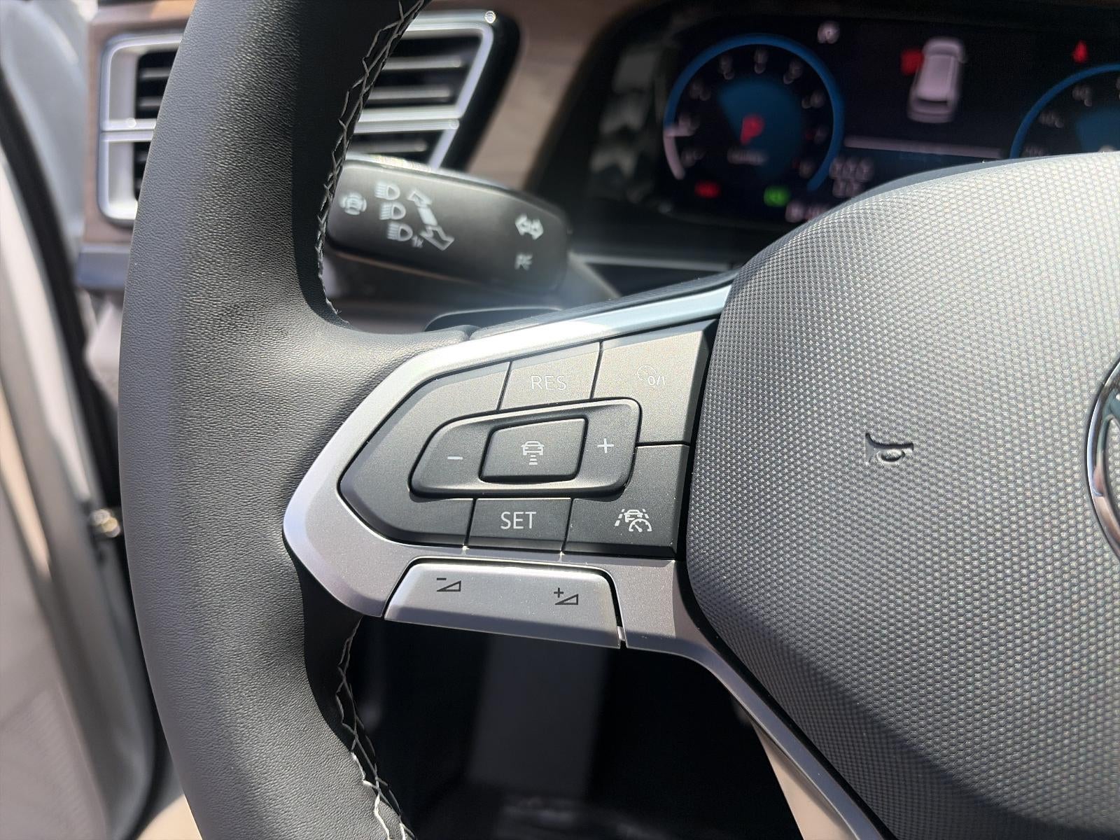 2026 Volkswagen Atlas 2.0T SE w/Technology 4MOTION