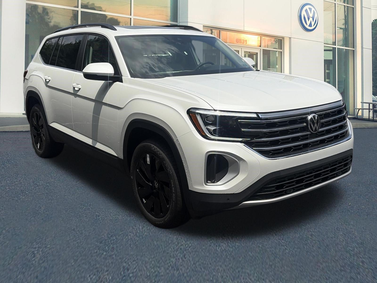 2026 Volkswagen Atlas 2.0T SE w/Technology 4MOTION