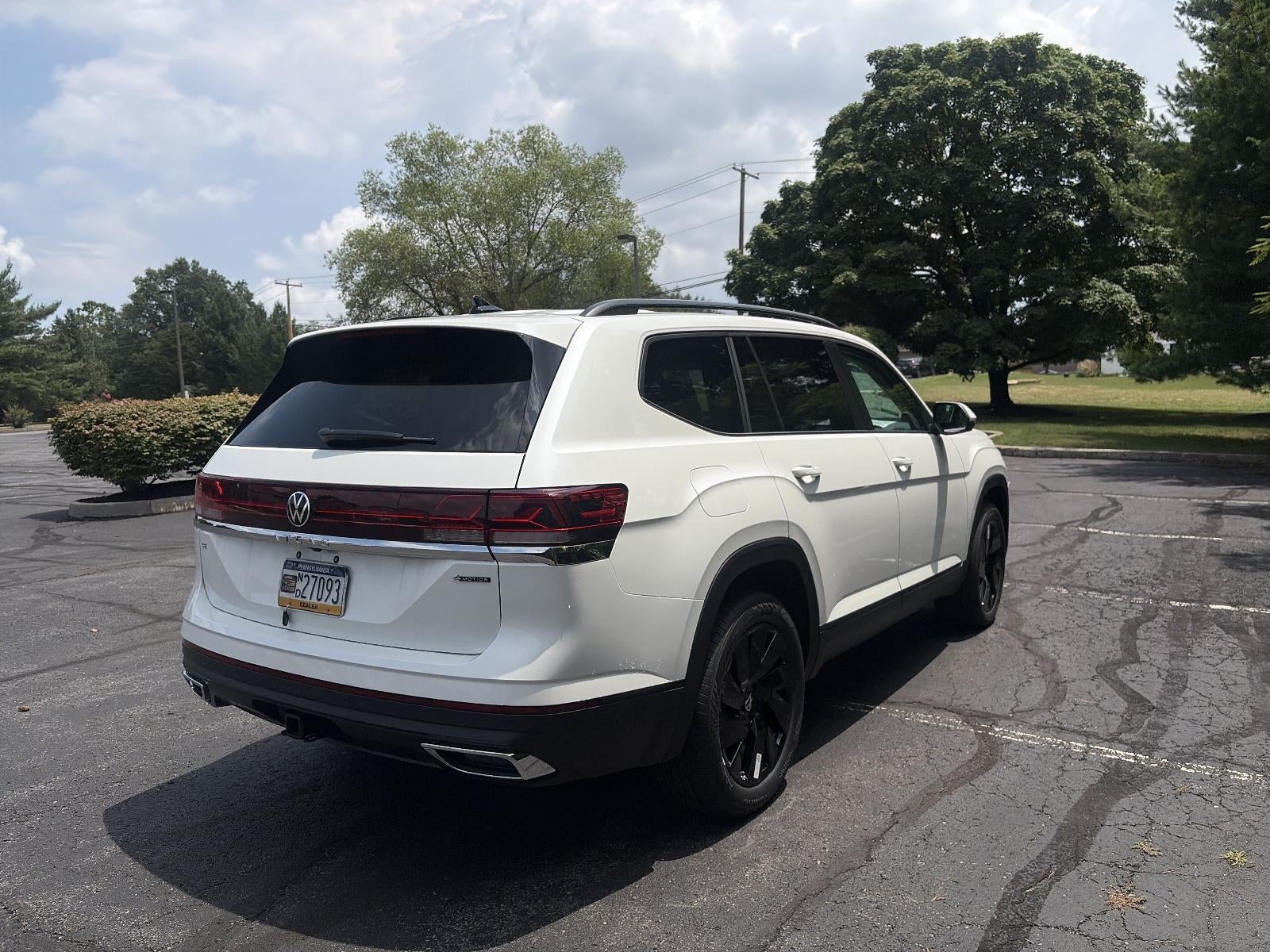 2026 Volkswagen Atlas 2.0T SE w/Technology 4MOTION