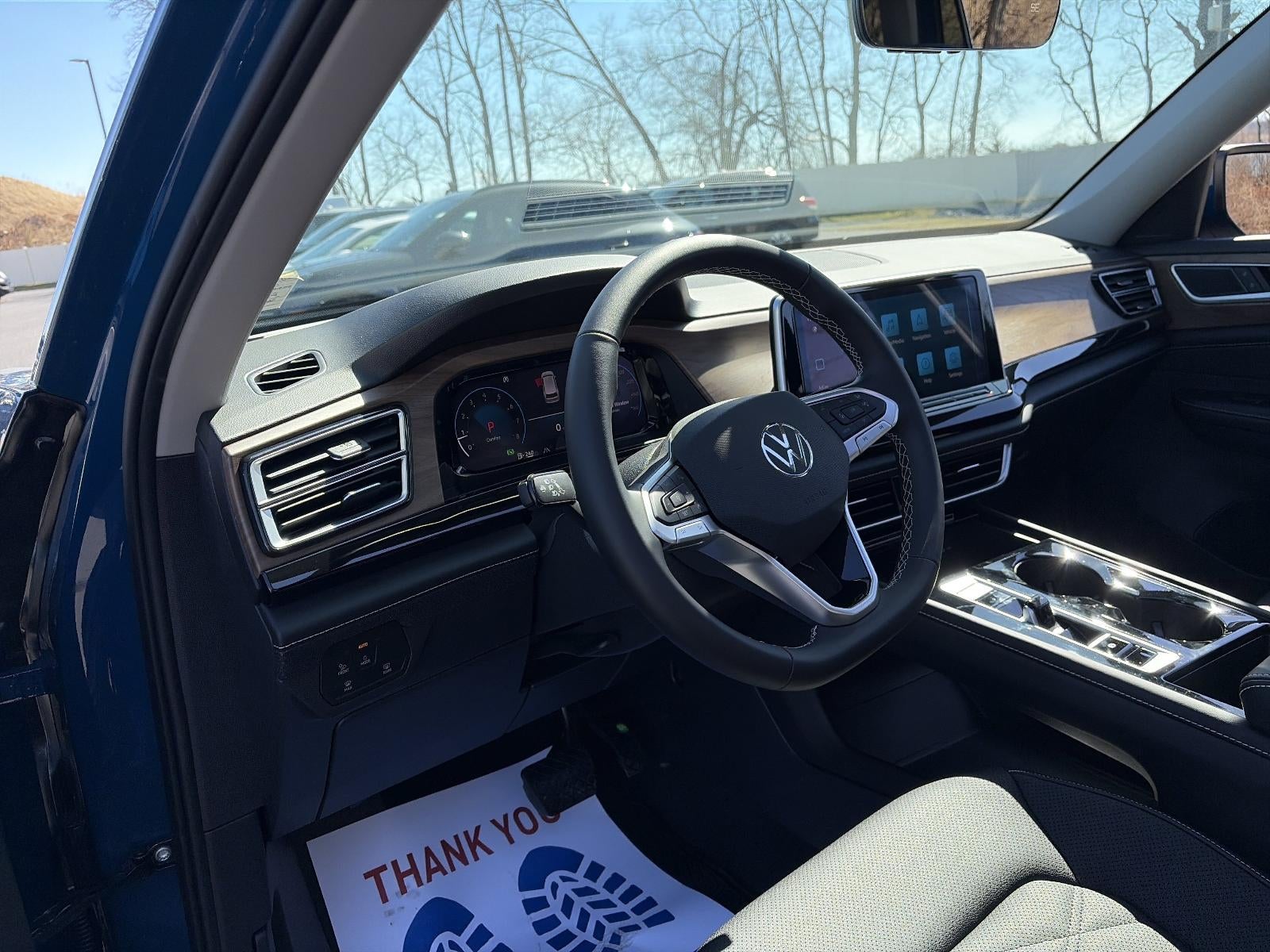 2026 Volkswagen Atlas 2.0T SE w/Technology 4MOTION