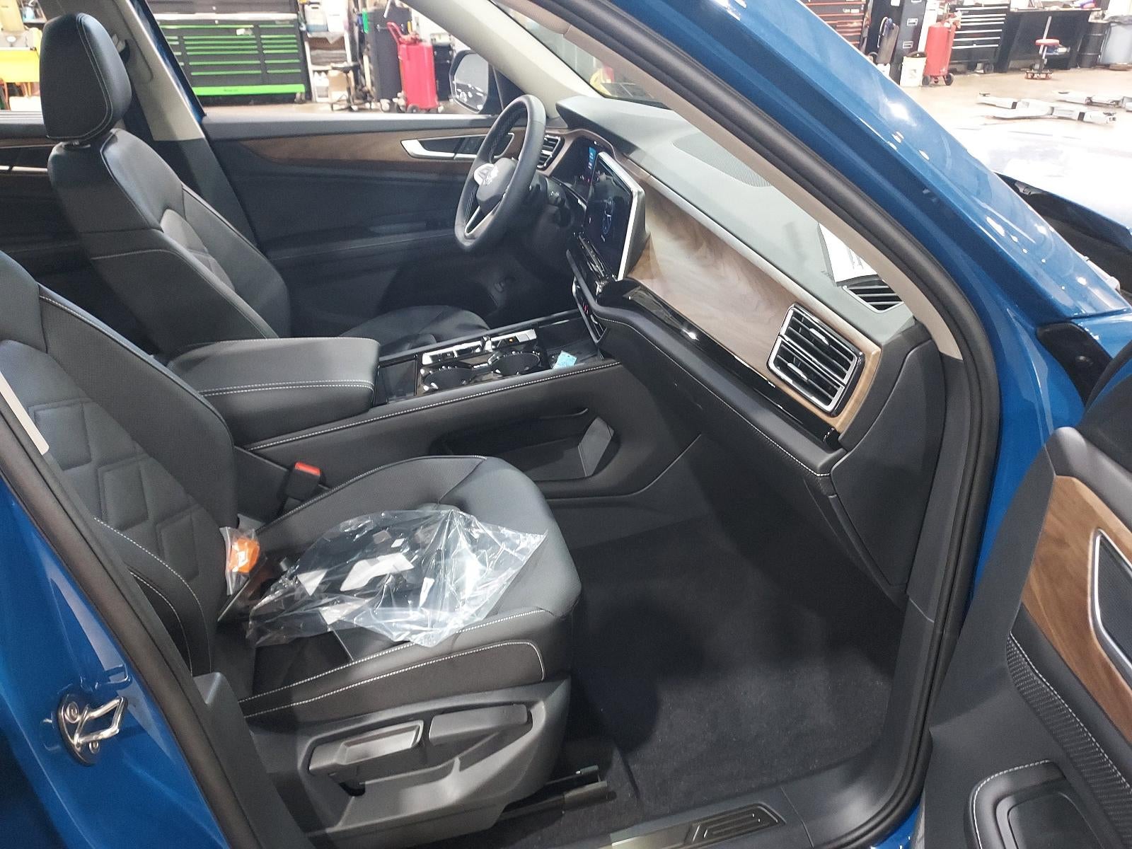 2026 Volkswagen Atlas 2.0T SE w/Technology 4MOTION