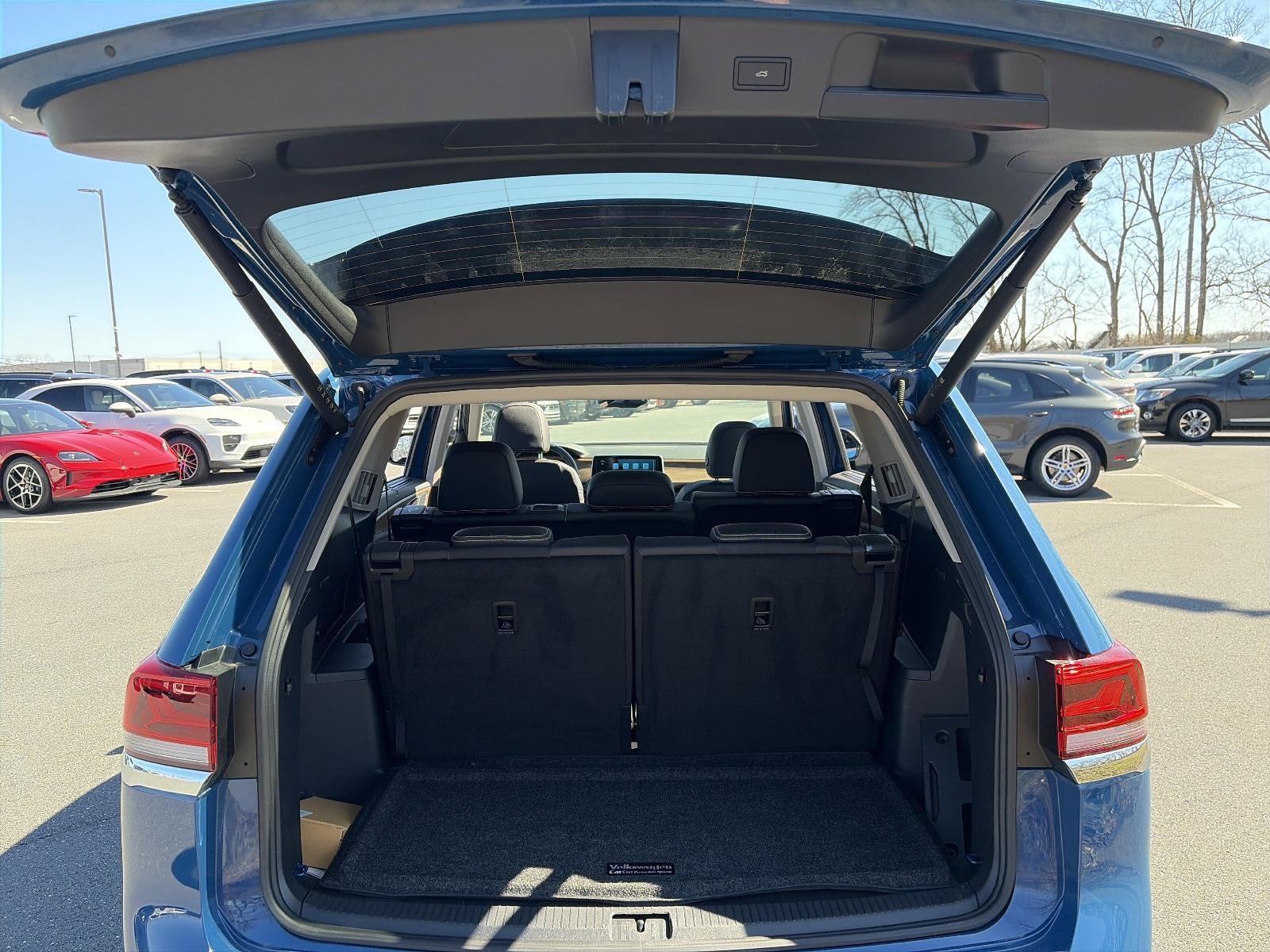 2026 Volkswagen Atlas 2.0T SE w/Technology 4MOTION