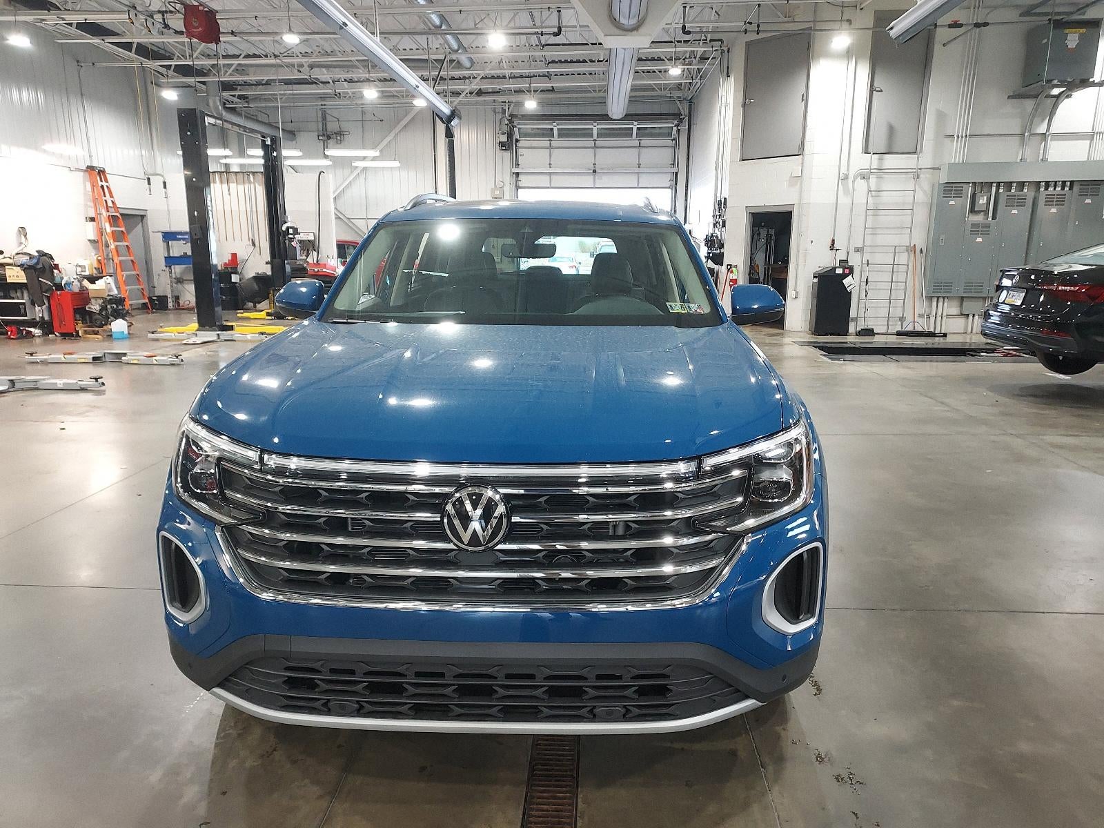2026 Volkswagen Atlas 2.0T SE w/Technology 4MOTION