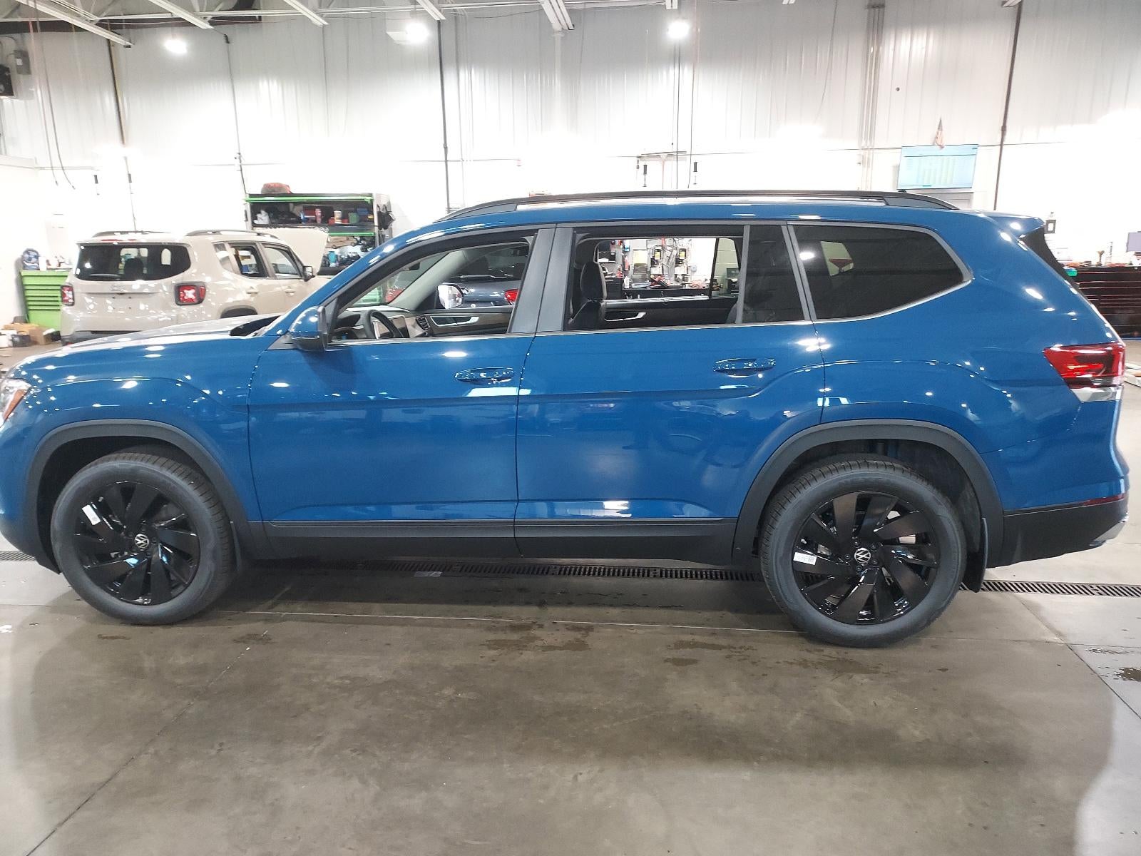 2026 Volkswagen Atlas 2.0T SE w/Technology 4MOTION