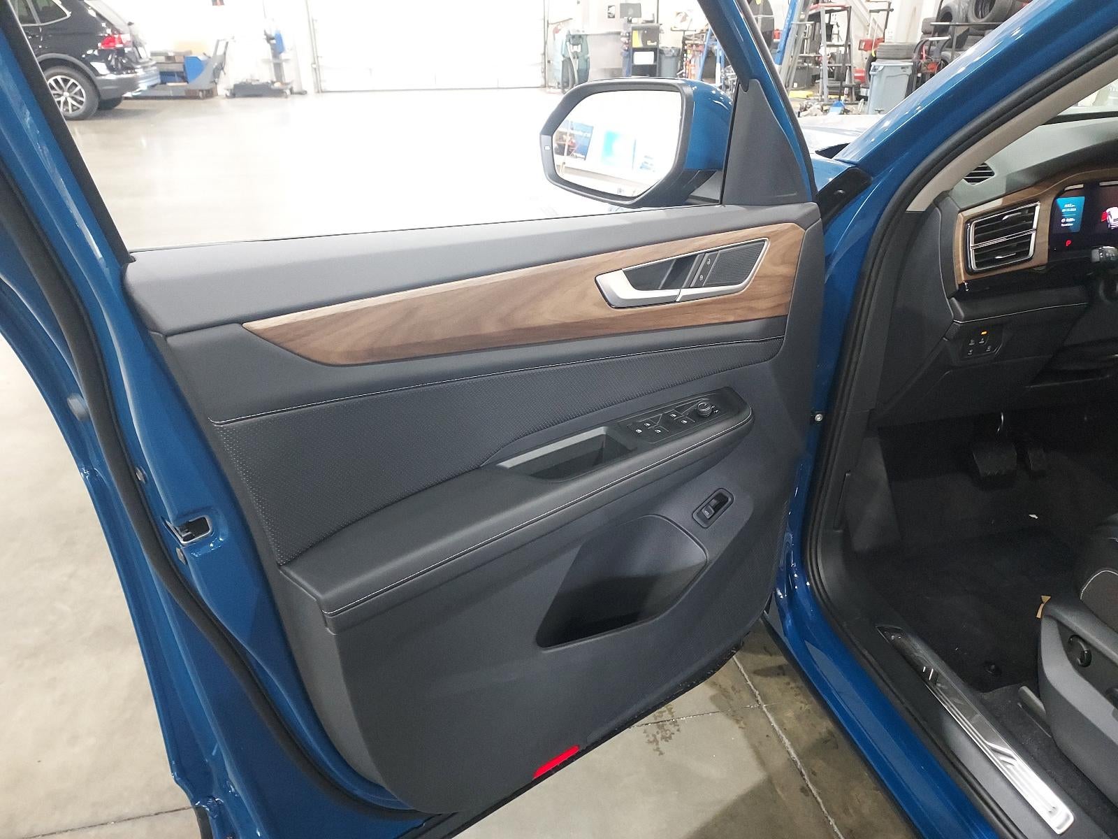 2026 Volkswagen Atlas 2.0T SE w/Technology 4MOTION