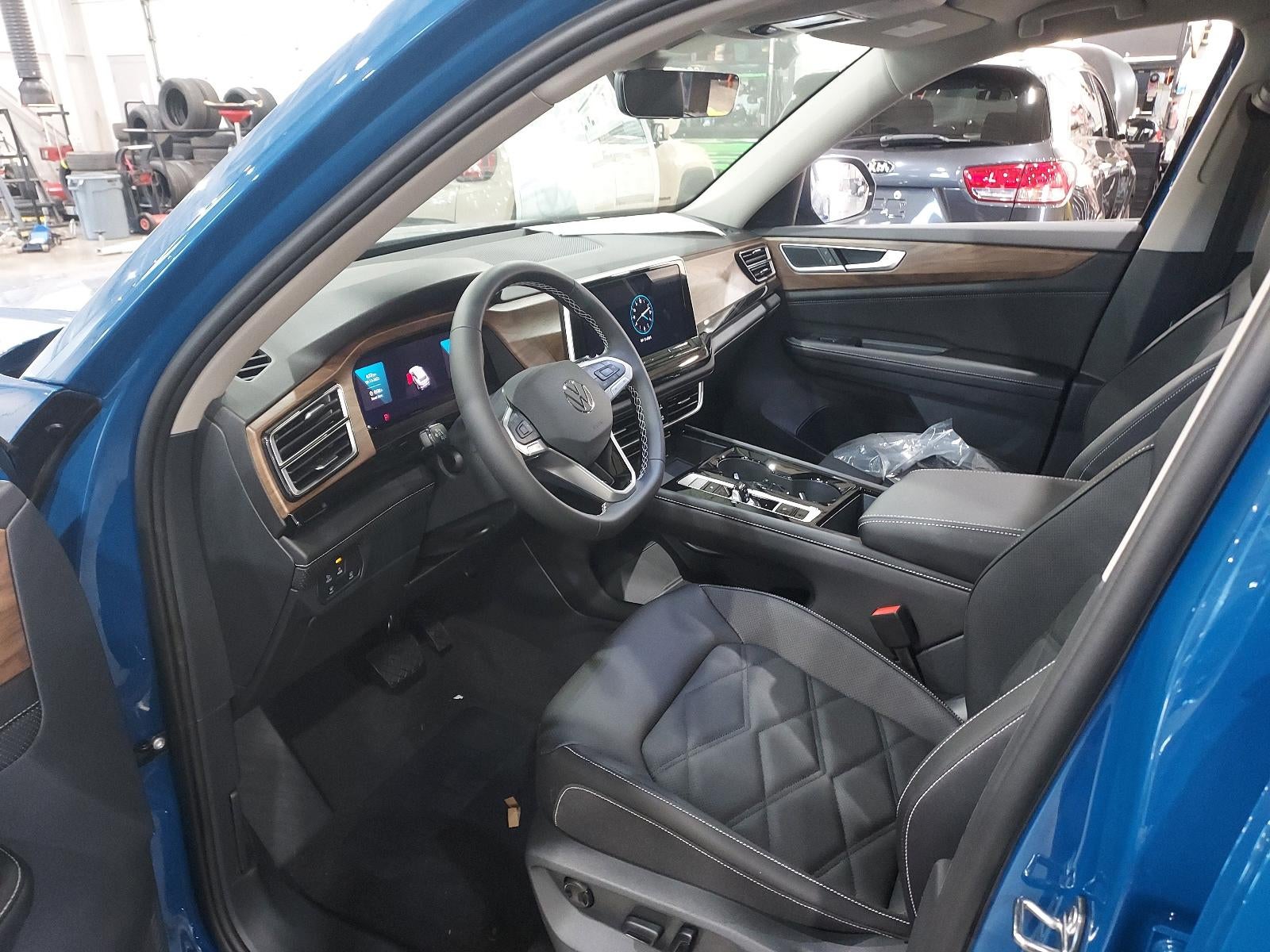 2026 Volkswagen Atlas 2.0T SE w/Technology 4MOTION