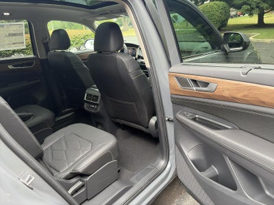 2026 Volkswagen Atlas 2.0T SE w/Technology 4MOTION