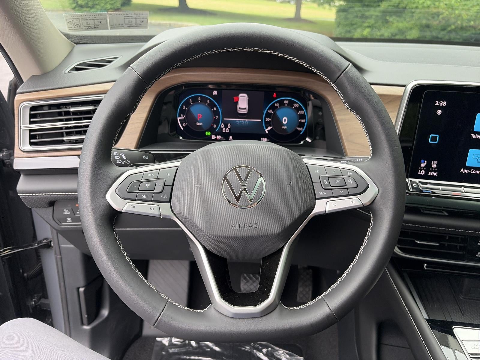 2026 Volkswagen Atlas 2.0T SE w/Technology 4MOTION