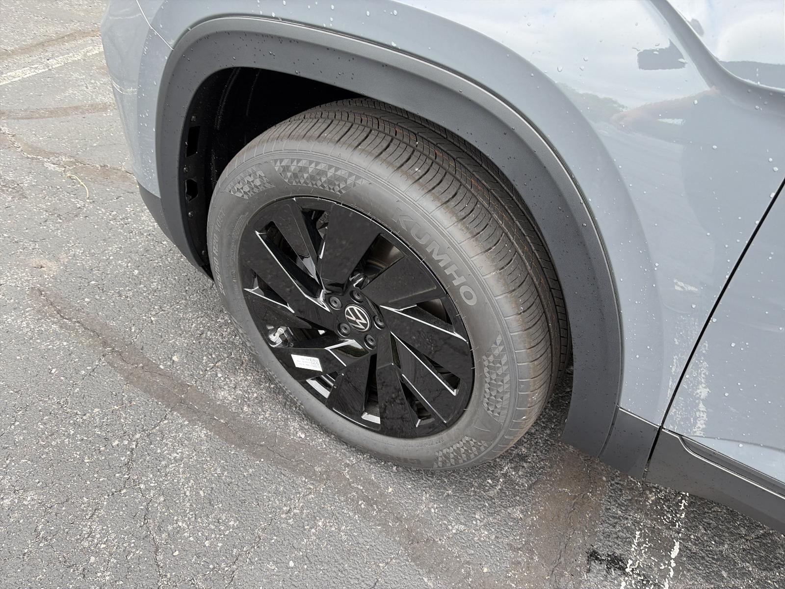 2026 Volkswagen Atlas 2.0T SE w/Technology 4MOTION