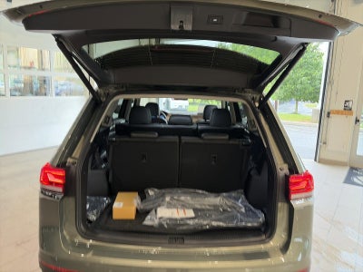 2026 Volkswagen Atlas 2.0T SE w/Technology 4MOTION