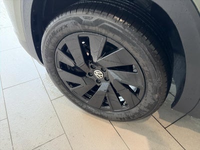 2026 Volkswagen Atlas 2.0T SE w/Technology 4MOTION